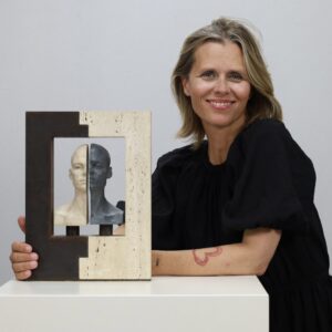 Sculpture Two = One Josep Bofill